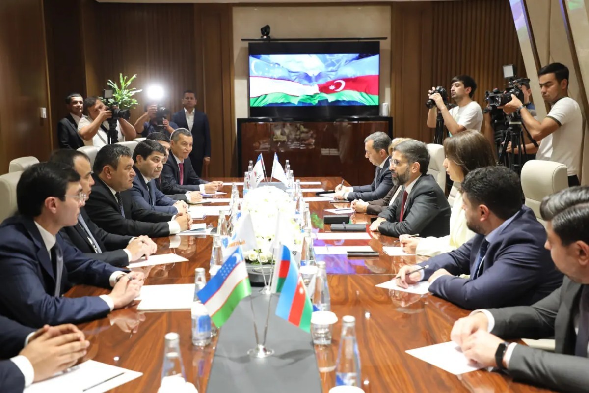 阿塞拜疆国家石油公司（SOCAR）与乌兹别克国家石油天然气公司签署在乌斯秋尔特地区勘探与开采碳氢化合物的产品分成协议